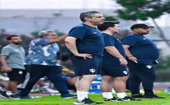 معتمد جمال يطالب اللاعبين بالتركيز للفوز على البنك الاهلي قى الدةري الممتاز