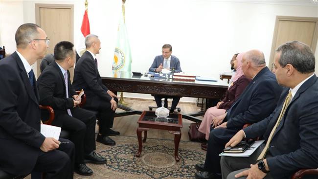وزير الزراعة يبحث مع وفد من هيئة "إيكاما" الصينية توطين صناعة المبيدات ونقل التكنولوجيا الحديثة