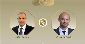 وزير الخارجية يبحث هاتفيًا مع نظيره الفرنسي سبل تعزيز العلاقات الثنائية والتطورات الإقليمية