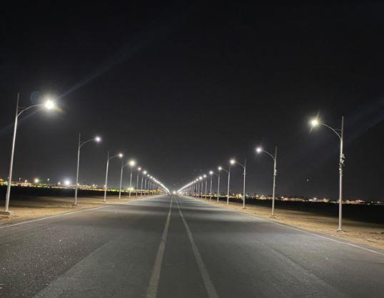 "التنمية المحلية والبيئة" تدعم التحول الأخضر بجنوب سيناء بـ826 عمود إنارة بالطاقة الشمسية