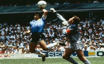 بـ3.3 مليون دولار.. بيع كرة مارادونا الشهيرة أمام إنجلترا في كأس العالم 1986