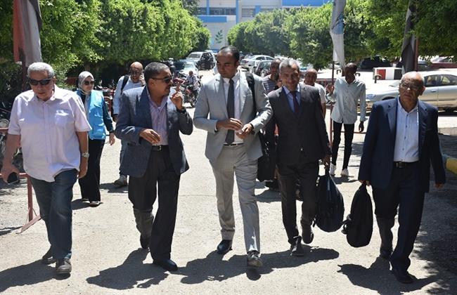 رئيس مياه الأقصر يبحث تنفيذ وتطوير مشروعات الترشيح الطبيعي لضفاف الأنهار