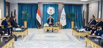 وزير الدولة للإنتاج الحربي يبحث مع «تاليس» توسيع الشراكة المصرية الفرنسية وتعزيز التصنيع المحلي