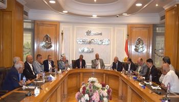 دعمًا للمواطنين قبل العام الدراسي.. غرفة القاهرة تعتمد معرض «أهلًا مدارس» بتخفيضات حقيقية
