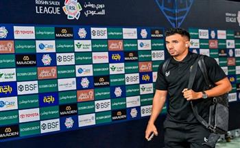 الدوري السعودي.. تريزيجيه يصل إلى الملعب مع الرياض لمواجهة الشباب