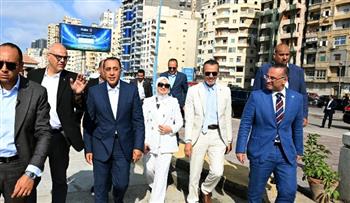 رئيس مجلس الوزراء يتفقد مشروع تطوير كورنيش الإسكندرية 
