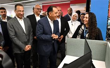 مدبولي يشيد بالنماذج الشبابية الناجحة وقدرتهم على تلبية احتياجات سوق العمل والتعلم والتطوير المستمر