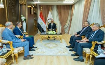 "جمبلاط" يستقبل سفير مصر لدى أوغندا لبحث سبل تعزيز التعاون المشترك