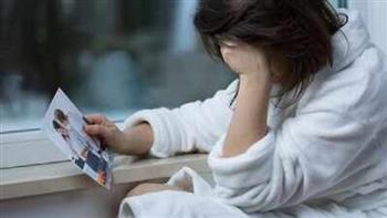 بعد الانفصال.. أسباب تجعلك تراقبين حبيبك السابق وحلول تساعدك على التوقف 