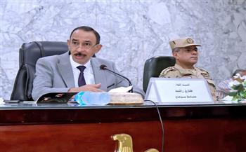 إنصافًا للعاملين بنظام السركي.. محافظ سوهاج يقرر مزايا وظيفية جديدة ويوجه بتوحيد الأجور