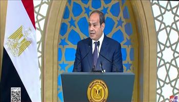 الرئيس السيسي: من يتحدث بغير صدق أو يروّج الشائعات بهدف خراب الأمة سوف يُحاسب أمام الله