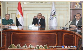 محافظ بني سويف يعقد اجتماعا موسعا ضمن الإعداد والتجهيز لانطلاق حملات الموجة 30 لإزالة التعديات