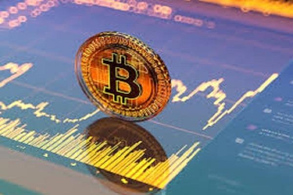 صعود بيتكوين يصطدم بمقاومة 80 ألف دولار بعد صدور بيانات التضخم الأمريكية
