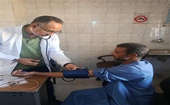 صحة قنا: الكشف والعلاج مجانًا لـ667 مواطنًا بقافلة طبية في قرية بنقادة
