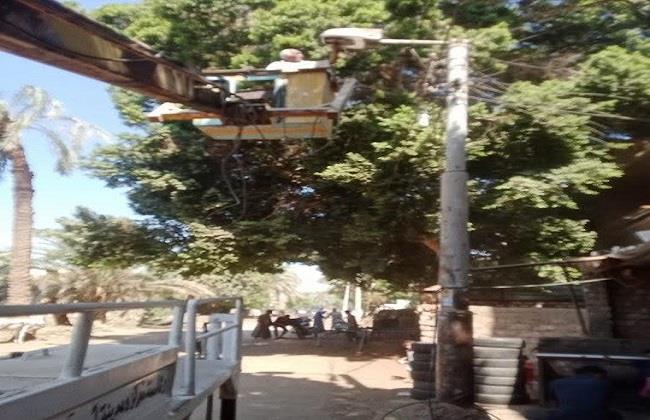محافظ أسيوط: استكمال الصيانة ورفع كفاءة منظومة الإنارة العامة بقرى مركز أسيوط