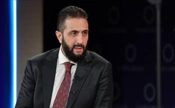 الشرع يدفع لأول مرة بـ"الفيزا" عقب رفع سوريا عن قائمة الدول الراعية الإرهاب (فيديو)  