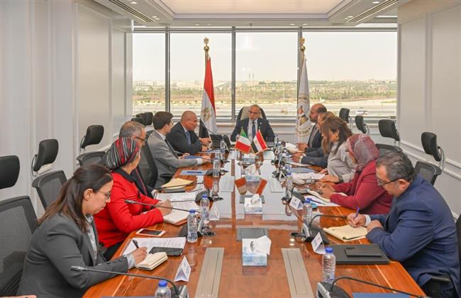وزير الاستثمار والتجارة الخارجية يبحث مع السفير الإيطالي بالقاهرة زيادة الاستثمارات وتعزيز التعاون الاقتصادي