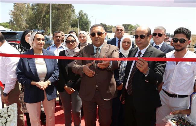 محافظ القليوبية يدشن المرحلة الثانية للنقل الجماعي لربط المحافظة بالقاهرة الكبرى بـ13 خط سير و60 أتوبيسًا