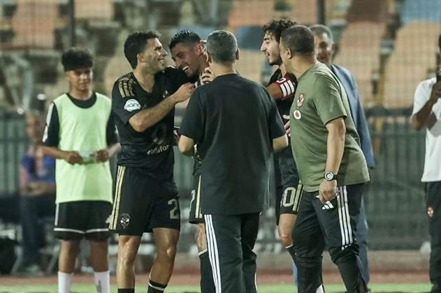 الدوري الممتاز.. طاهر محمد طاهر يضيف الهدف الثاني للأهلي في زد
