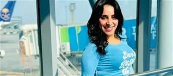ملثمون يحطمون زجاج سيارتها بالحجارة...محاولة سرقة تستهدف مطربة شعبية على طريق زفتى