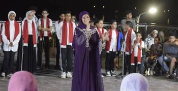 "شارع الفن" يواصل إبداعه على كورنيش المنيا
