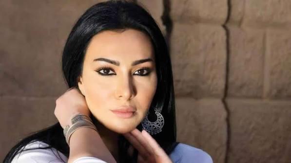 ميرهان حسين عن لحظات الزلزال: اتخضيت جدًا.. وكل حاجة حواليا كانت بتهتز  