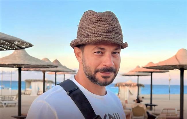 شريف سلامة يبدأ تصوير مسلسل «باك ستيدج» خلال أيام