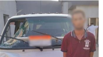 كشف ملابسات فيديو دهس عامل بالبحيرة.. وضبط سائق الميكروباص المتسبب في الحادث