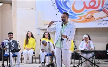 الأنفوشي للموسيقى العربية تحيي أولى حفلات «شاطئ الفن» بدمياط الجديدة 