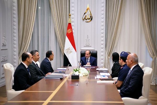 الرئيس السيسي يشدد على ضرورة تحقيق الاكتفاء الذاتي من السلع الاستراتيجية