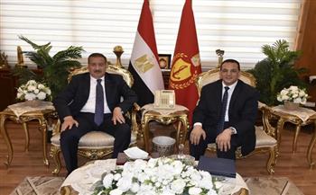 محافظ بورسعيد يستقبل عميد المعهد العالي للخدمة الاجتماعية لبحث تعزيز التعاون المشترك