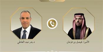 وزير الخارجية يبحث مع نظيره السعودي مستجدات الأوضاع الإقليمية وجهود احتواء التصعيد