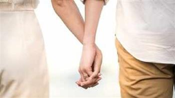 لماذا يبتعد رغم وجود مشاعر؟.. 4 أسباب قد تفسر تغير تصرفاته تجاهك