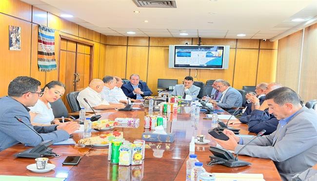 «الصناعات النسيجية» تبحث مع «المواصفات والجودة» تيسير التصدير وحماية السوق  