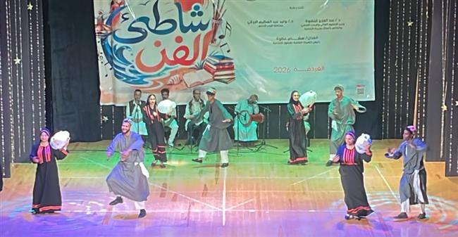  عروض الفنون الشعبية تزين حفل ختام «شاطئ الفن» بالبحر الأحمر