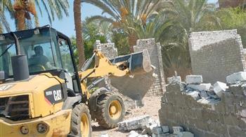 محافظ أسيوط: إزالة 41 حالة تعد على الأراضي الزراعية وأملاك الدولة خلال الأيام الأولى للموجة الـ30