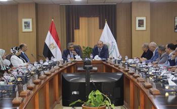 مجلس جامعة المنصورة يعقد اجتماعه الدوري بحضور محافظ الدقهلية