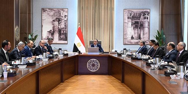 تنفيذا لتكليفات الرئيس السيسي.. رئيس الوزراء يتابع جهود توافر السلع وضبط حركة الأسواق