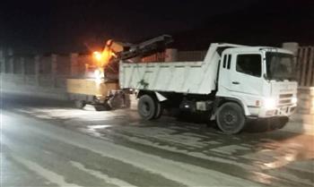 محافظ أسوان يوجه بمواصلة حملات رفع الإشغالات وتكثيف أعمال النظافة بالمراكز والمدن 