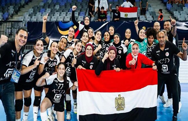في إنجاز تاريخي لأول مرة.. وزير الشباب والرياضة يهنئ منتخب الناشئات لكرة اليد
