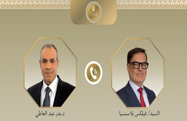 وزير الخارجية يهنئ وزير خارجية فنزويلا الجديد بتوليه مهام منصبه