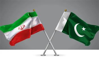 إيران تتطلع إلى توسيع التبادل التجاري مع باكستان عبر ميناءي كراتشي وجوادر