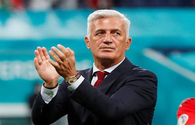 رسميا.. رحيل السويسري فلاديمير بيتكوفيتش عن تدريب منتخب الجزائر بالتراضي   