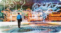 هل أصبح العمل الحر مستقبل خريجي المدارس التكنولوجية؟.. أستاذ علم الاجتماع يوضح