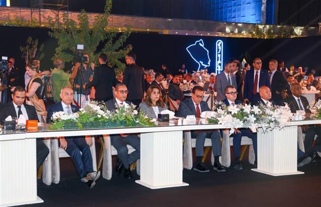 وزيرة التنمية المحلية والبيئة تشارك في الاجتماع الثالث للمجلس الوطني للسياحة الصحية
