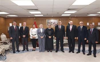 رئيسة قومي المرأة تزور رئيس هيئة قضايا الدولة لتهنئته بتولي منصبه الجديد