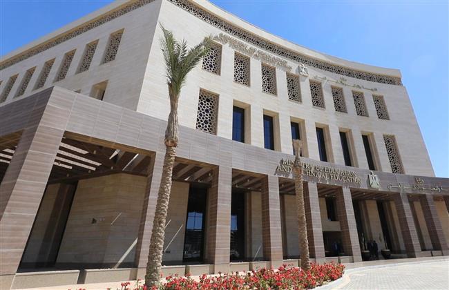 "التعليم": الصور المتداولة لمناهج البكالوريا غير صحيحة.. وإتاحتها رسميًا قبل نهاية أغسطس