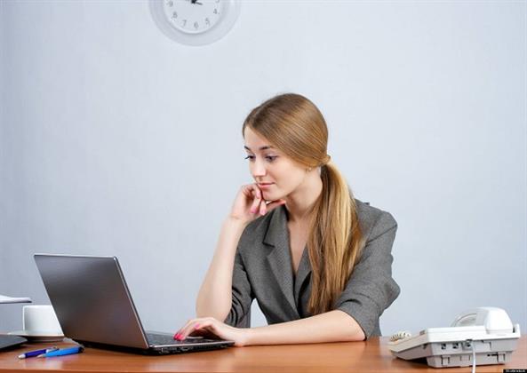 لا يعني الكسل.. أسباب نفسية تجعلك تؤجلين المهام حتى آخر لحظة