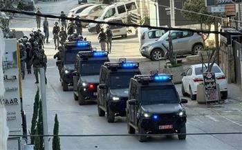الاحتلال الإسرائيلي يواصل اقتحام مخيم قلنديا شمال القدس المحتلة ويعتدي على الصحفيين