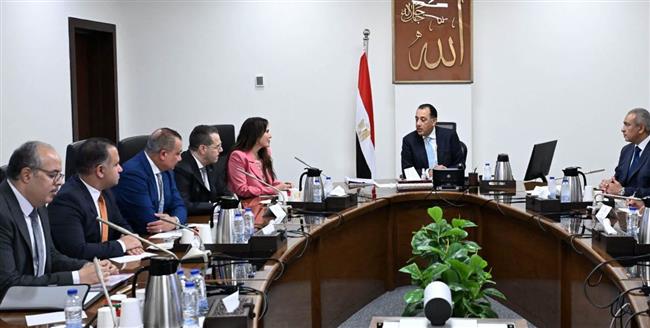 رئيس الوزراء يستعرض استراتيجية تطوير وتنمية مدن الساحل الشمالي الغربي والموقف التنفيذي الحالي